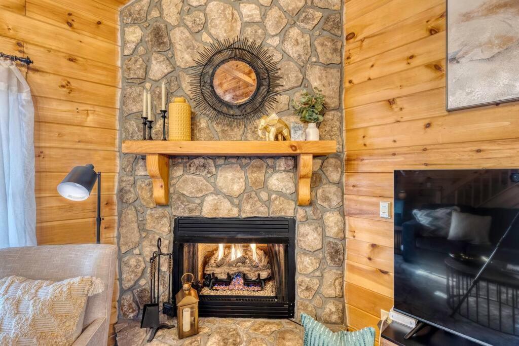 Mtn Cabin Sleeps 10 - 5 Mins To Fishing & Camping Ellijay Dış mekan fotoğraf