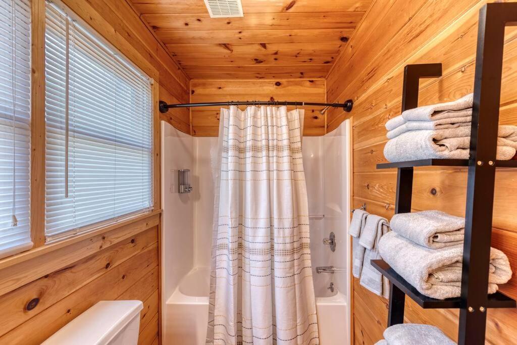 Mtn Cabin Sleeps 10 - 5 Mins To Fishing & Camping Ellijay Dış mekan fotoğraf