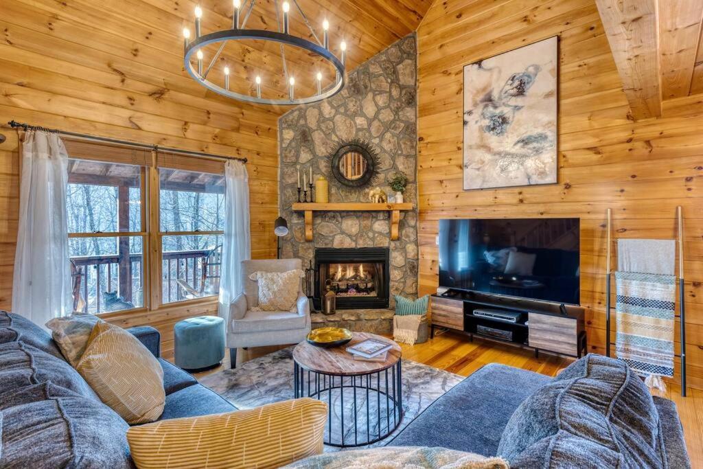Mtn Cabin Sleeps 10 - 5 Mins To Fishing & Camping Ellijay Dış mekan fotoğraf